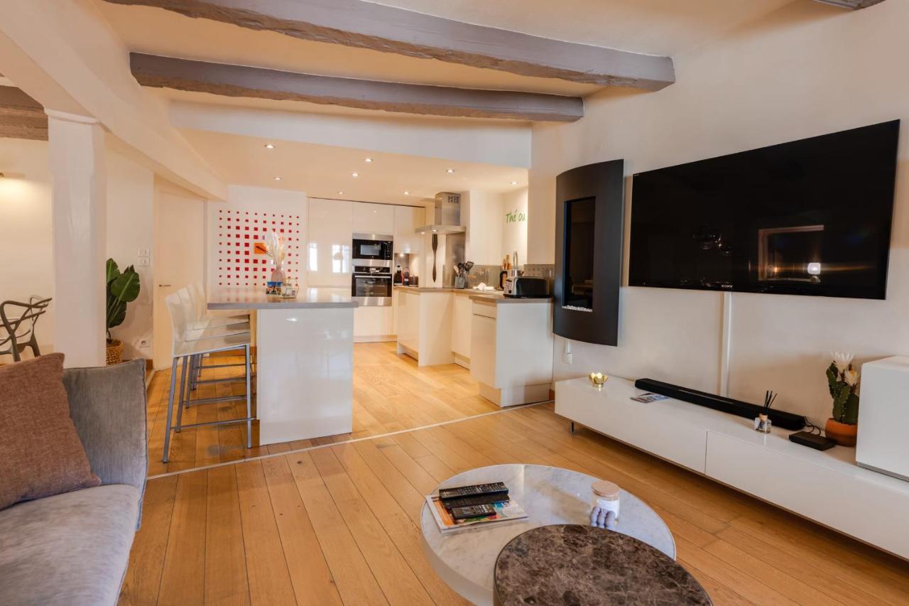 La Tour Du Lac - Beautiful Apartment In The Heart Of Annecy Dış mekan fotoğraf